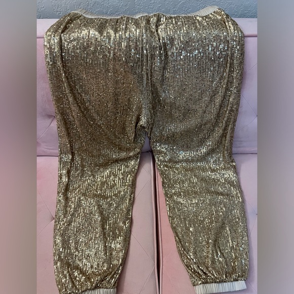 VS Gold Sequin Jogger - Picture 3 of 4